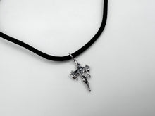 Load image into Gallery viewer, Daeva cord choker
