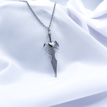 Load image into Gallery viewer, Brise Coeur necklace