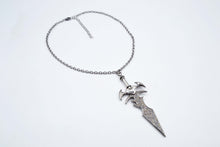 Load image into Gallery viewer, Brise Coeur necklace