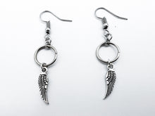 Load image into Gallery viewer, Angel earrings
