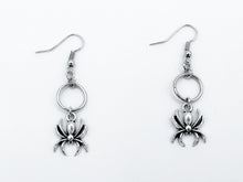 Load image into Gallery viewer, Spider earrings
