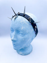 Load image into Gallery viewer, Faerie headband
